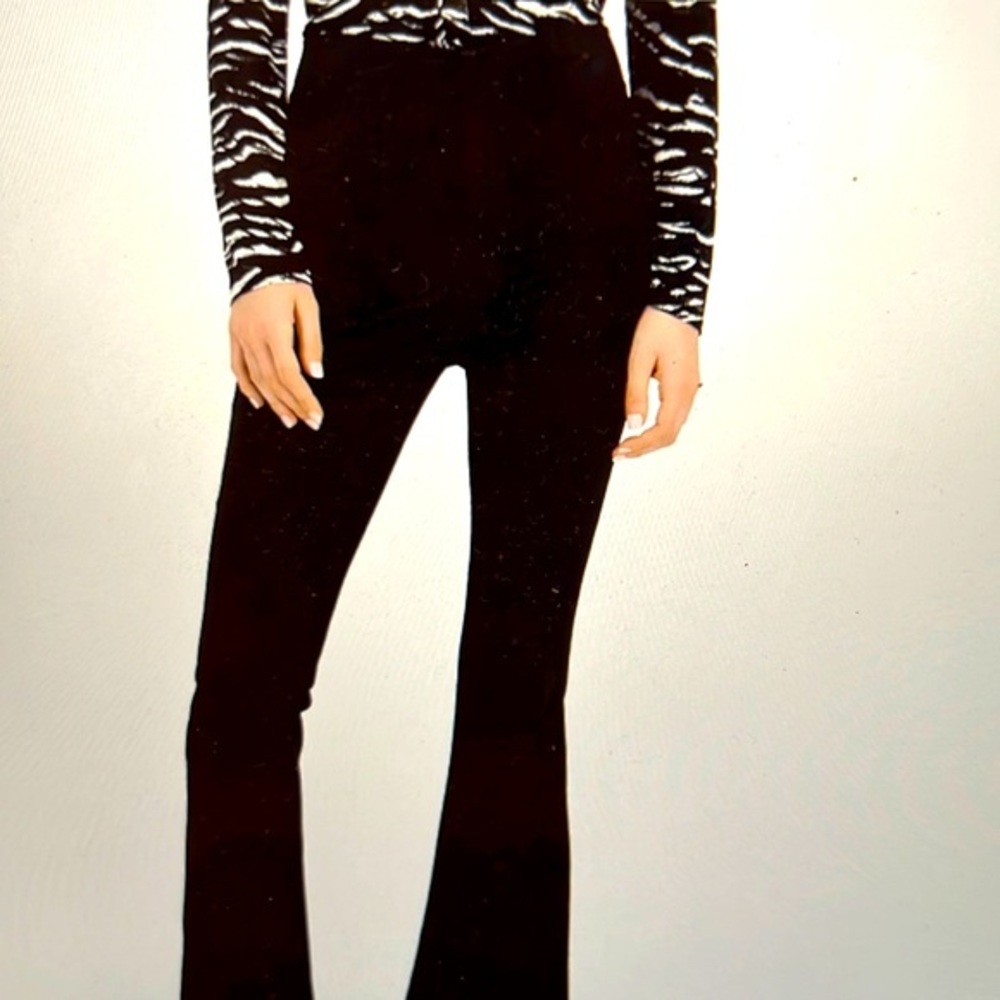 NC Curvy Fit High Rise Pull-On Flare Pants NWT 2